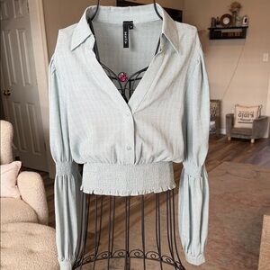 Bandit and the Babe Women's Light Blue Gray Blouse